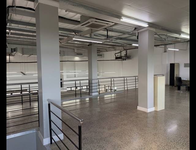 326M² OFFICE TO LET IN UMHLANGA RIDGE